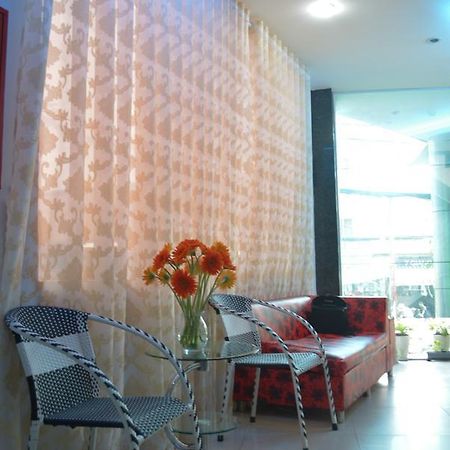 Lucky Hotel Cidade de Ho Chi Minh Exterior foto